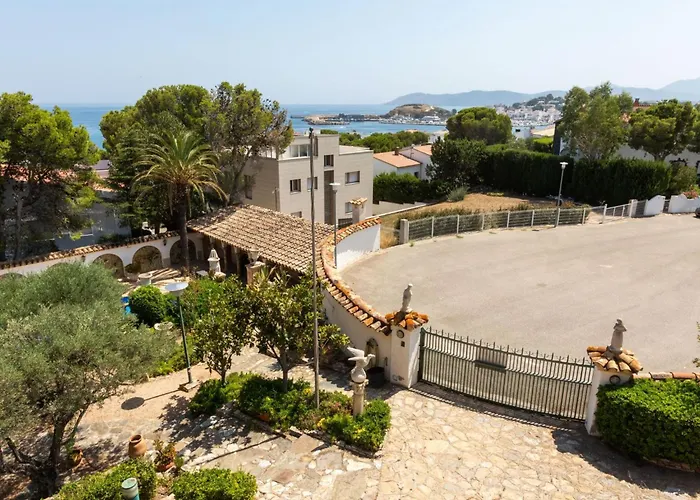 Les Oliveres By Interhome Villa Llança