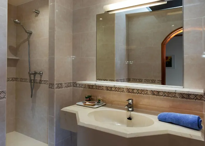 Les Oliveres By Interhome *