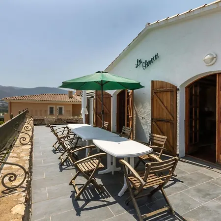 Les Oliveres By Interhome