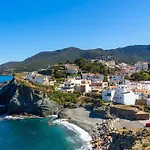 Les Oliveres By Interhome