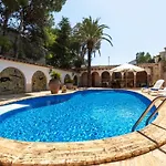 Les Oliveres By Interhome