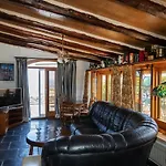 Les Oliveres By Interhome * Llança