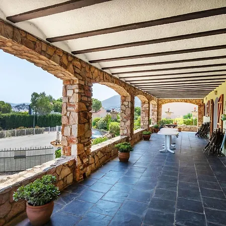 Les Oliveres By Interhome * Llança